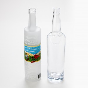 Impresión como botella de vidrio con el logotipo del cliente.